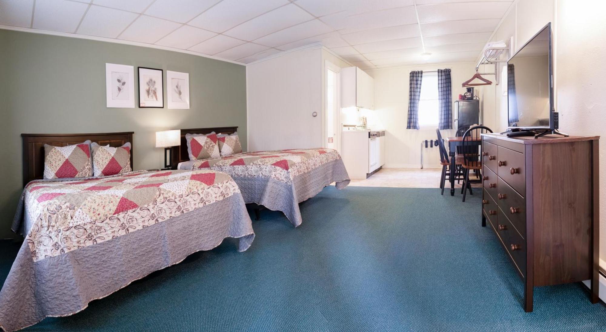 Acadia Pines Motel バー・ハーバー エクステリア 写真